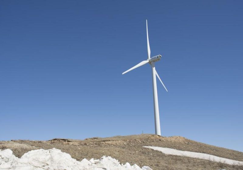 為什么風力發(fā)電機轉得那么慢還能發(fā)電？